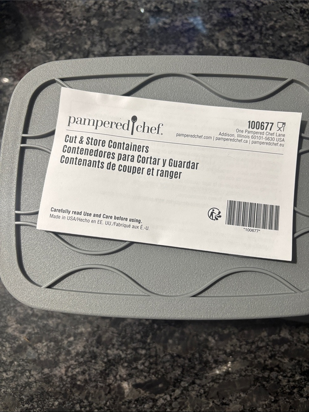 Pampered Chef Gray Cut & Store Containers(2) w/ Lids with Wave Texture
